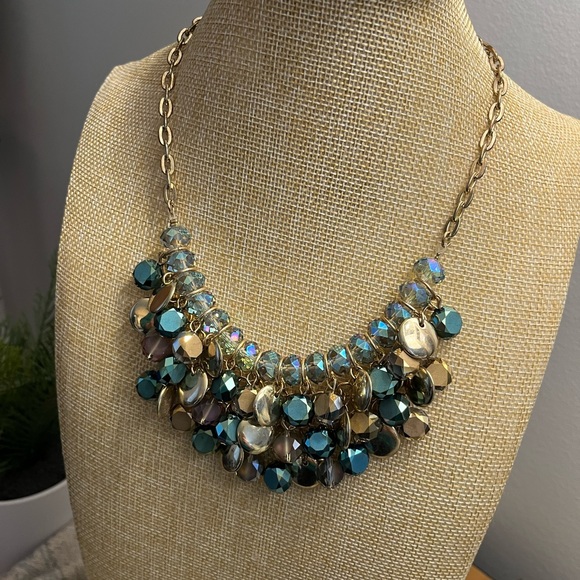 Teal Crystal glass and gold necklace - Picture 4 of 6